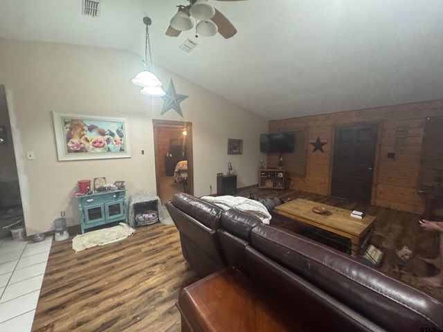 17195 C R 1263, Flint, TX 75762