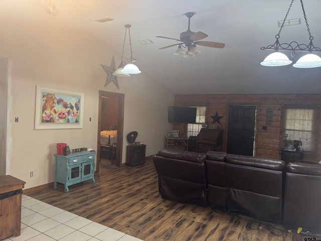 17195 C R 1263, Flint, TX 75762