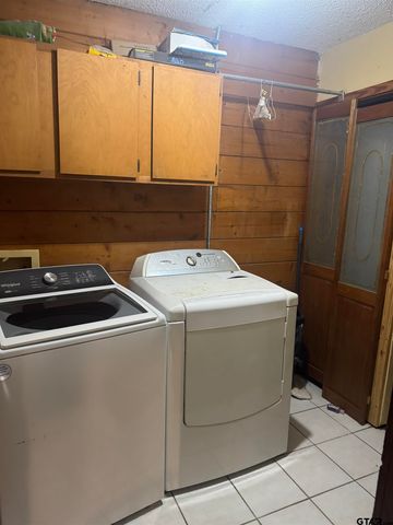 17195 C R 1263, Flint, TX 75762