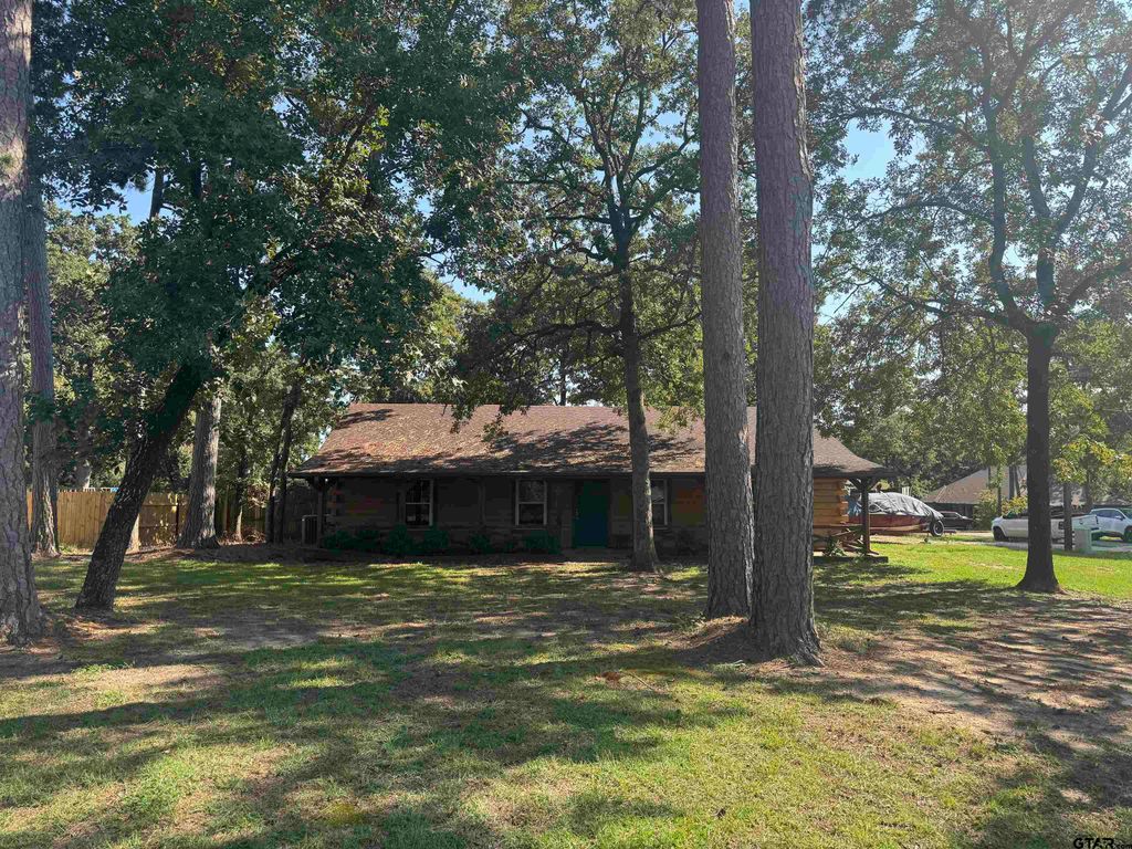 17195 C R 1263, Flint, TX 75762