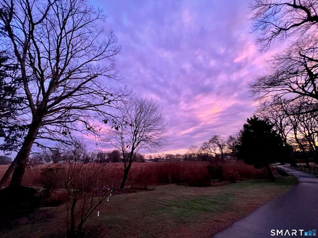 1 Beamon Meadow Place, Old Saybrook, CT 06475