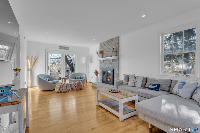 1 Beamon Meadow Place, Old Saybrook, CT 06475