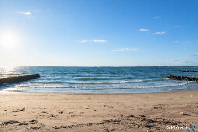 1 Beamon Meadow Place, Old Saybrook, CT 06475