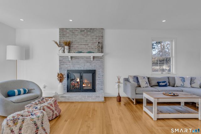 1 Beamon Meadow Place, Old Saybrook, CT 06475