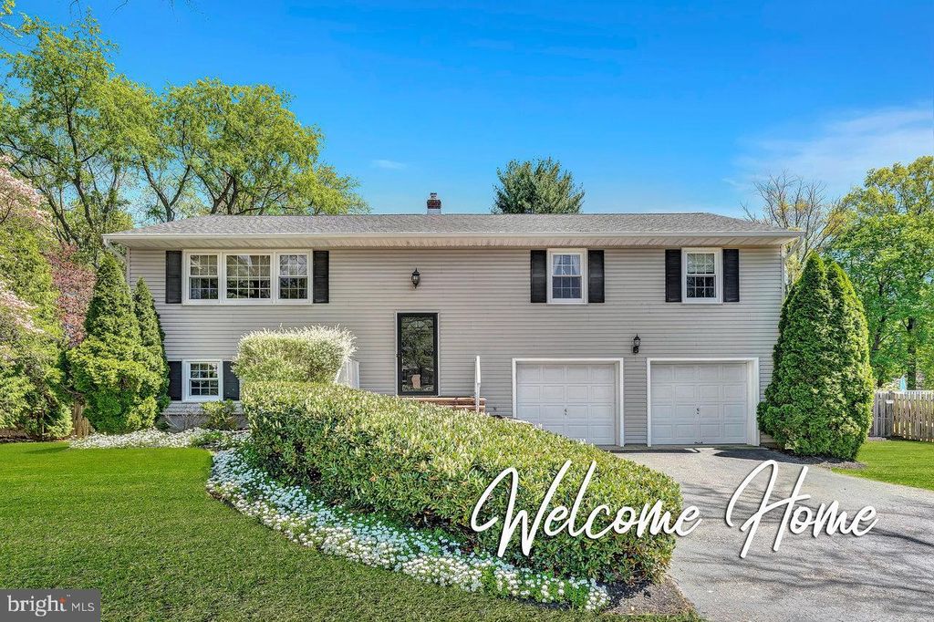 314 N POST RD, Princeton Junction, NJ 08550