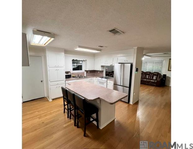 9410 Vienna Ave, Baton Rouge, LA 70810