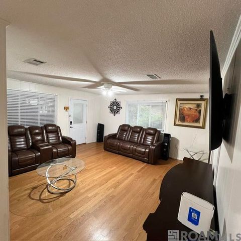 9410 Vienna Ave, Baton Rouge, LA 70810