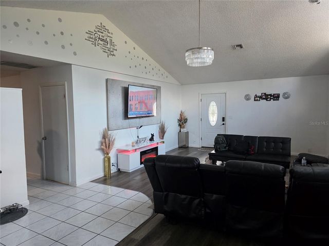 142 NE 112TH AVENUE, Old Town, FL 32680