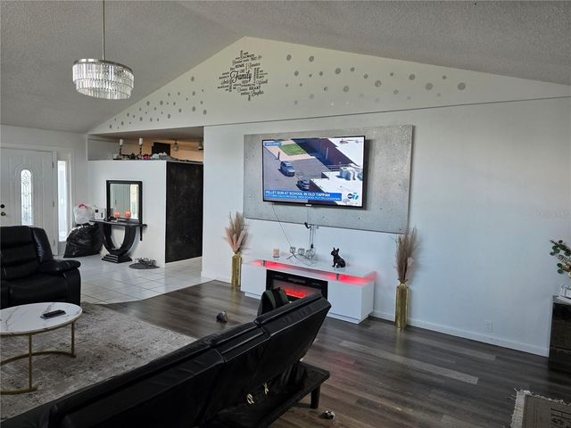 142 NE 112TH AVENUE, Old Town, FL 32680