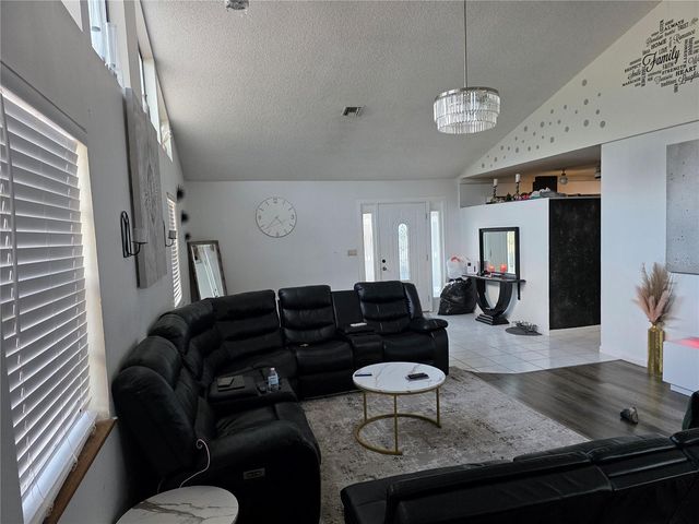 142 NE 112TH AVENUE, Old Town, FL 32680