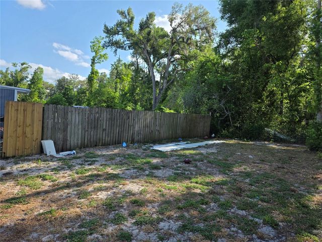 142 NE 112TH AVENUE, Old Town, FL 32680