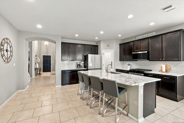 10823 Red Sage, Helotes, TX 78023