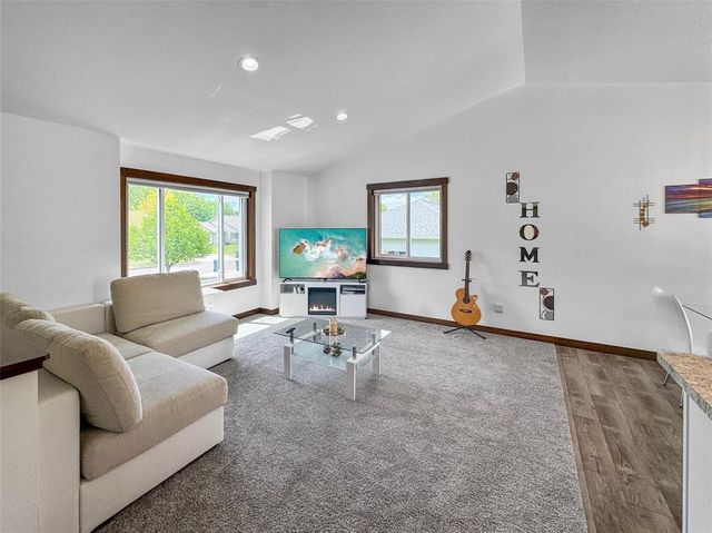1628 Hazeltine Drive, Eau Claire, WI 54703