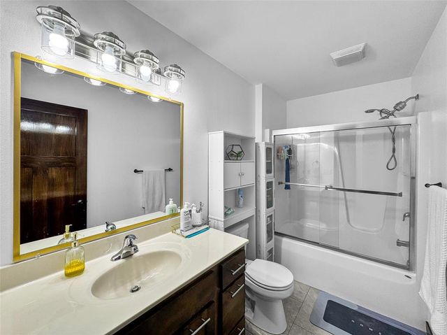 1628 Hazeltine Drive, Eau Claire, WI 54703