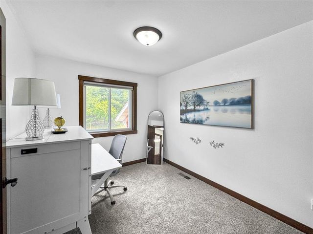 1628 Hazeltine Drive, Eau Claire, WI 54703