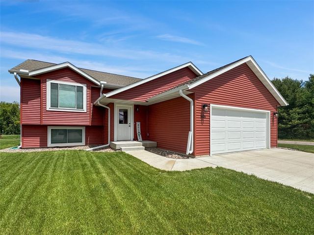 1628 Hazeltine Drive, Eau Claire, WI 54703