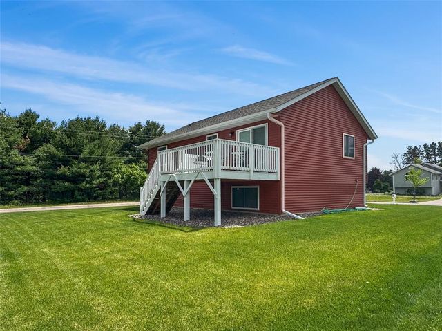 1628 Hazeltine Drive, Eau Claire, WI 54703