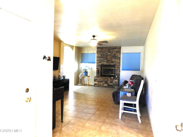 9413 Karen Avenue, California City, CA 93505