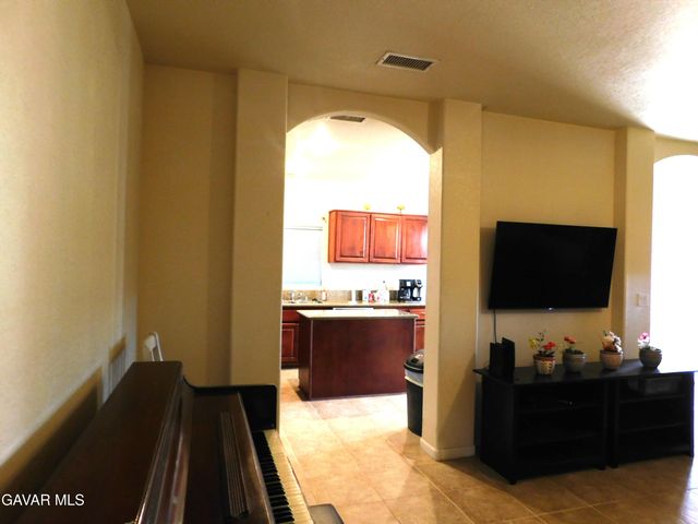 9413 Karen Avenue, California City, CA 93505