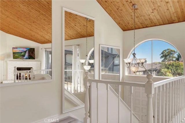 2175 Pacific Avenue G1, Costa Mesa, CA 92627