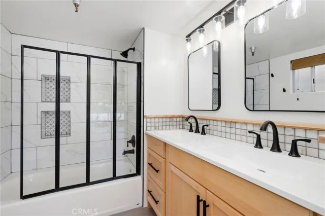 2175 Pacific Avenue G1, Costa Mesa, CA 92627