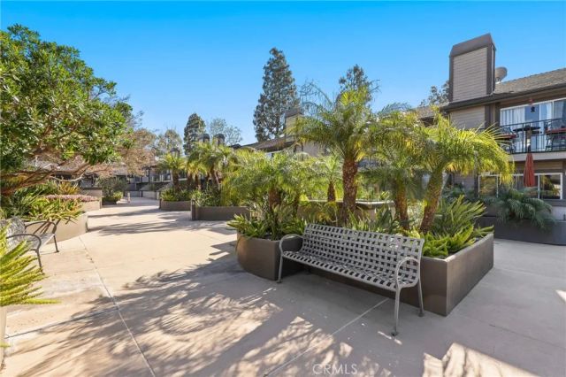 2175 Pacific Avenue G1, Costa Mesa, CA 92627