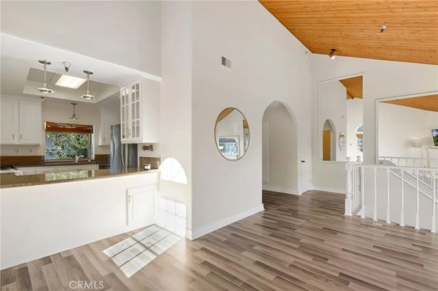 2175 Pacific Avenue G1, Costa Mesa, CA 92627