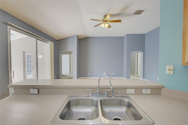 2688 SUGAR PINE RUN, Oviedo, FL 32765