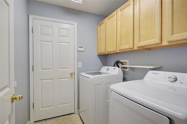 2688 SUGAR PINE RUN, Oviedo, FL 32765
