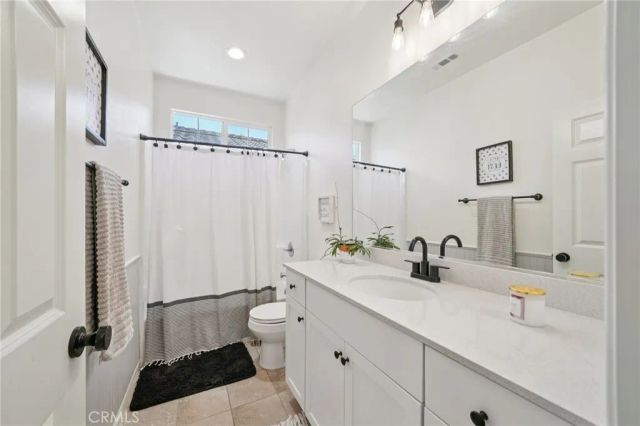 618 S Brampton Lane, Rialto, CA 92376