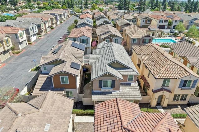618 S Brampton Lane, Rialto, CA 92376