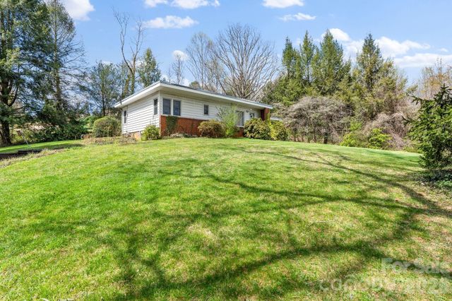 7 Acton Woods Road, Candler, NC 28715