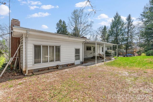 7 Acton Woods Road, Candler, NC 28715