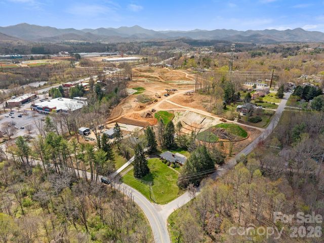 7 Acton Woods Road, Candler, NC 28715