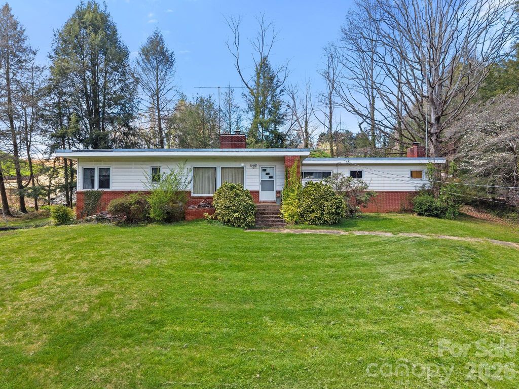 7 Acton Woods Road, Candler, NC 28715