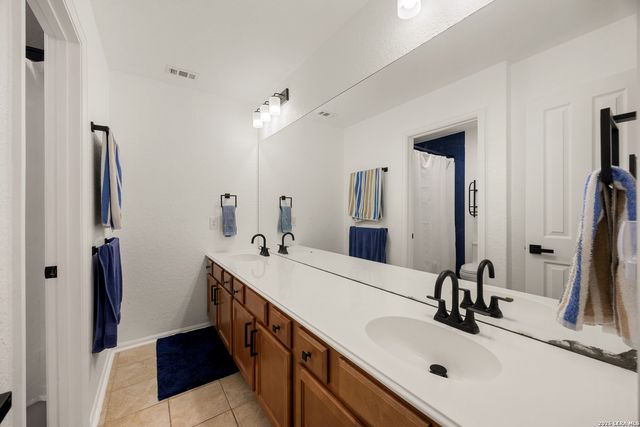 4903 Green Jameson, San Antonio, TX 78253