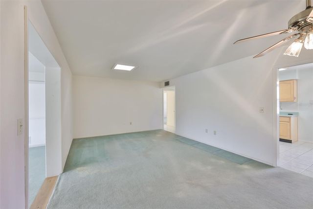 1502 DESERT HILLS DRIVE, Sun City Center, FL 33573