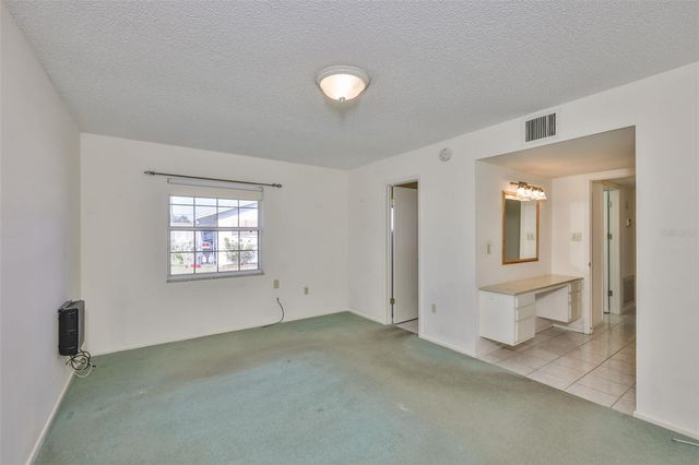 1502 DESERT HILLS DRIVE, Sun City Center, FL 33573