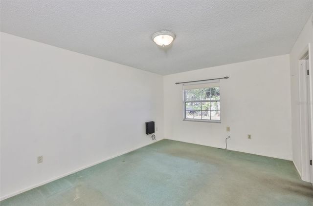 1502 DESERT HILLS DRIVE, Sun City Center, FL 33573