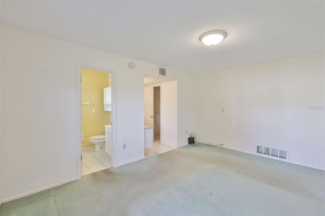 1502 DESERT HILLS DRIVE, Sun City Center, FL 33573