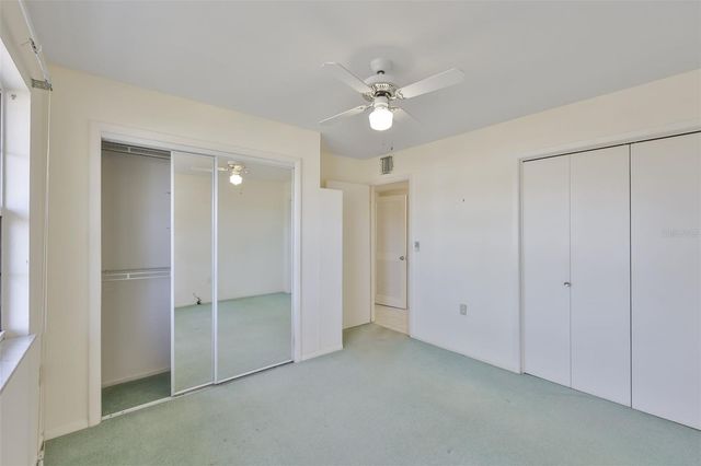 1502 DESERT HILLS DRIVE, Sun City Center, FL 33573