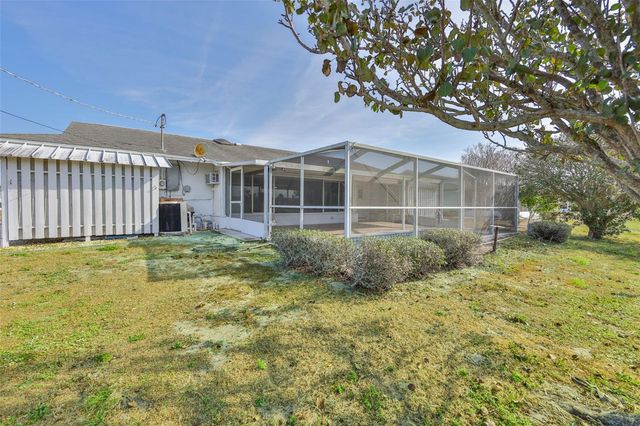 1502 DESERT HILLS DRIVE, Sun City Center, FL 33573