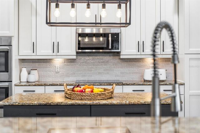 9845 HATTON CIRCLE, Orlando, FL 32832