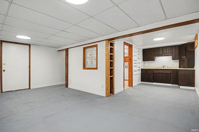 10787 N D Drive, Kendallville, IN 46755