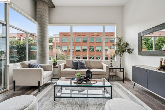 5855 Horton St 414, Emeryville, CA 94608