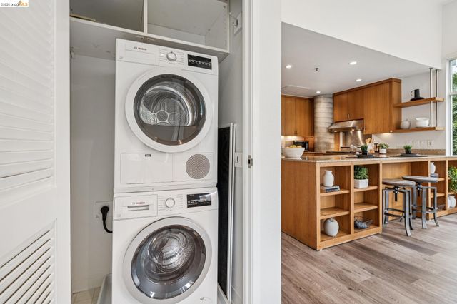 5855 Horton St 414, Emeryville, CA 94608