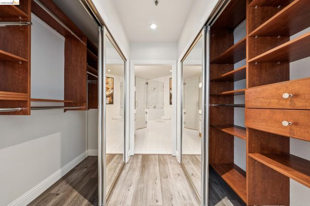 5855 Horton St 414, Emeryville, CA 94608