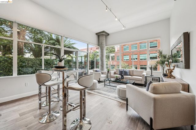 5855 Horton St 414, Emeryville, CA 94608