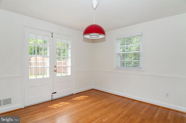 5504 BEECH AVE, Bethesda, MD 20814