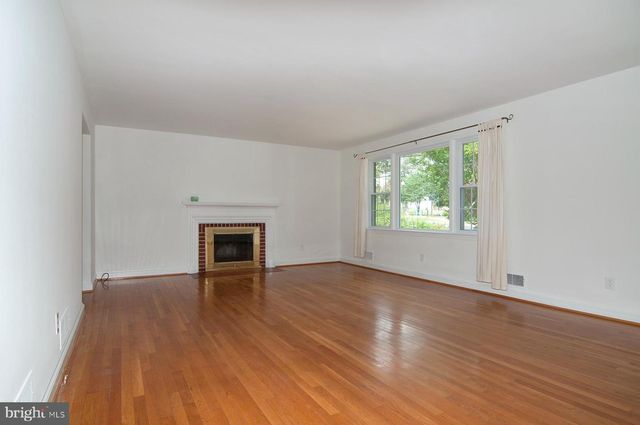 5504 BEECH AVE, Bethesda, MD 20814